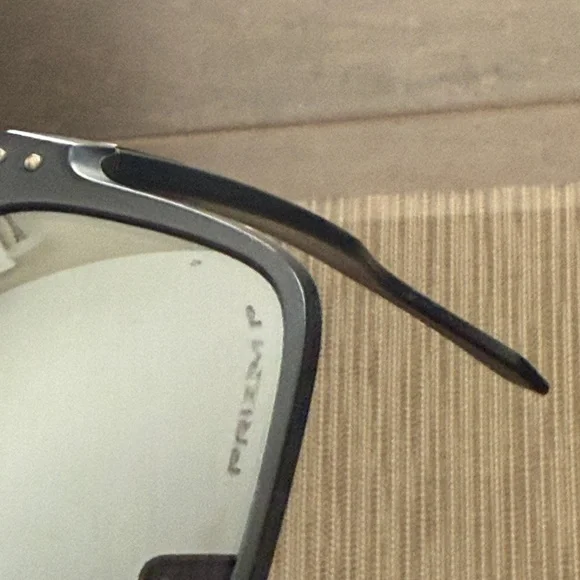 Oakley Holbrook XL - Picture 6 of 9